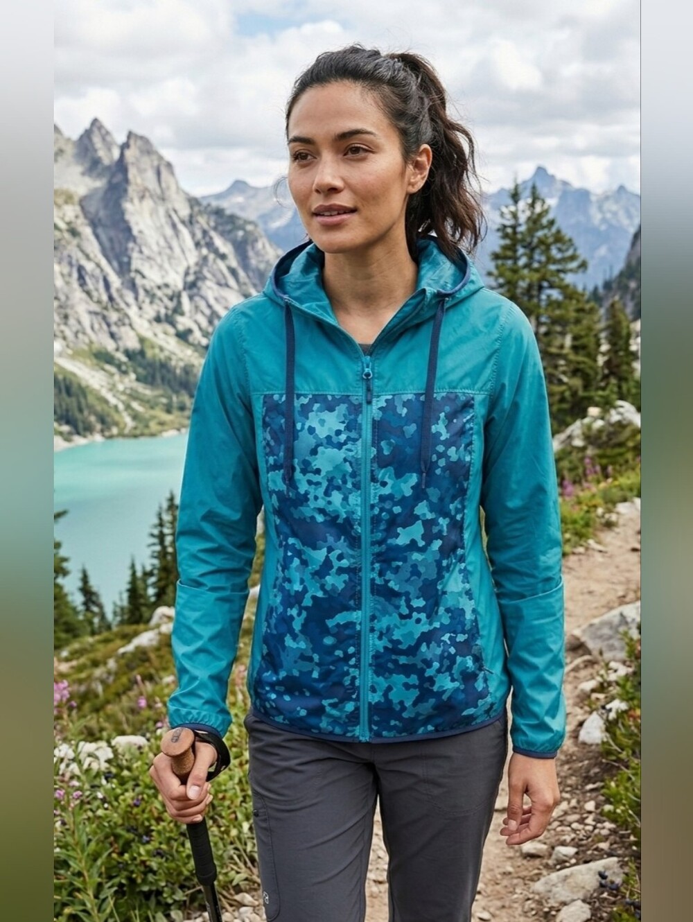 Eddie Bauer Women's Momentum UPF 50+ Hoodie Rain Jacket, Blue + Teal - Small